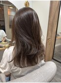 ベージュカラー