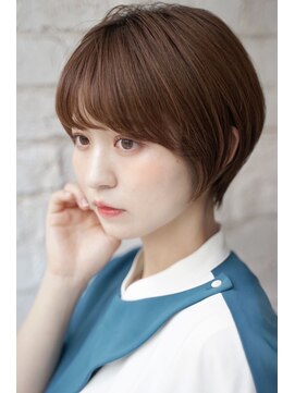 カライングドゥ(ing deux) 大人可愛い20代30代40代黒髪前下がりショートボブ丸みショート◎