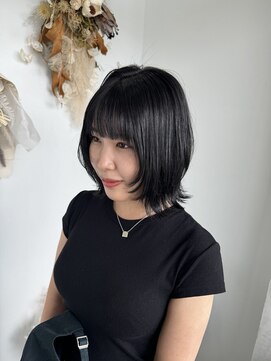 トーン(tone) ウルフカット/レイヤーカット