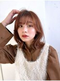 外ハネくびれミディ