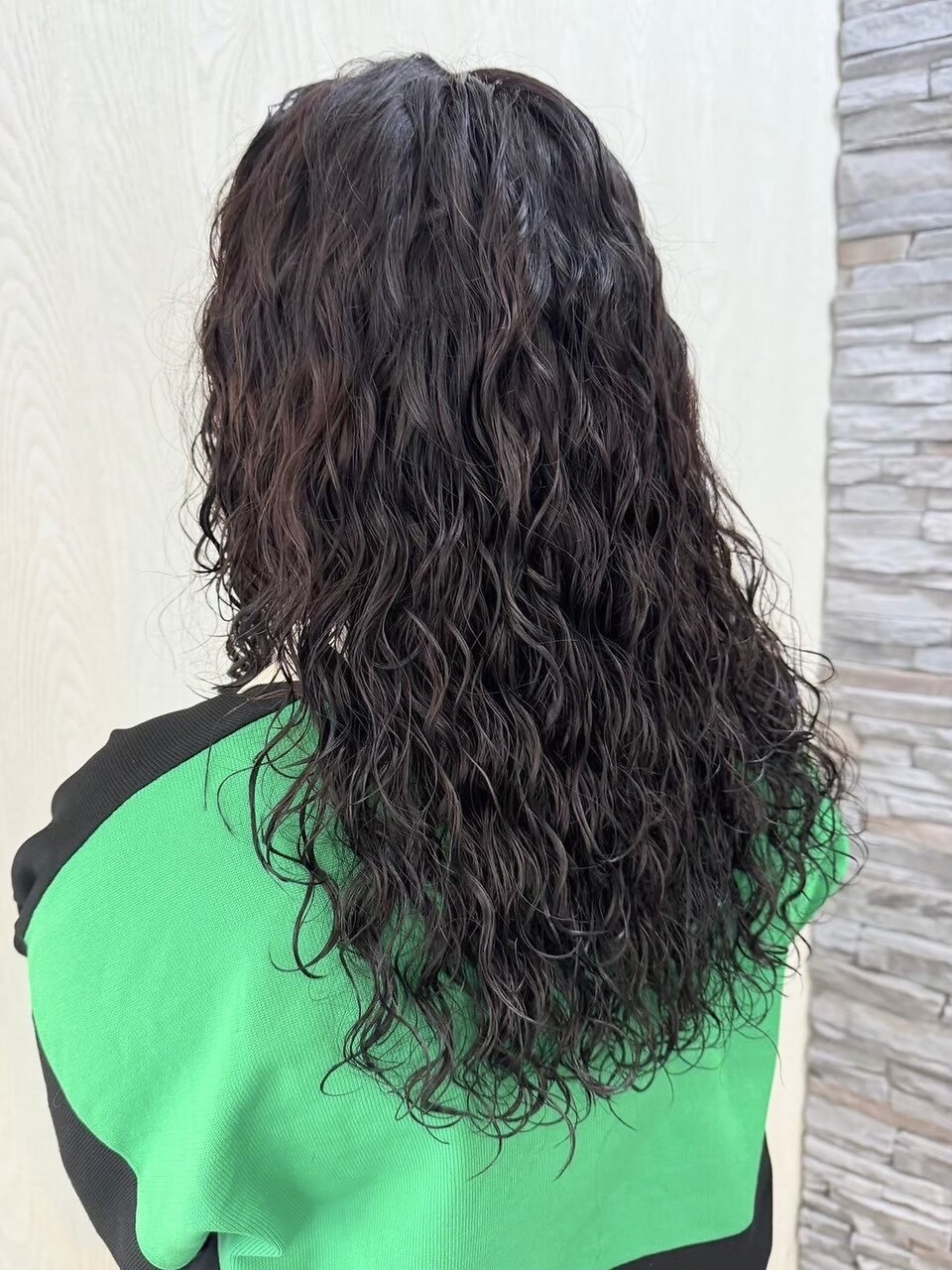 2026年冬】ロング デジタルパーマの髪型・ヘアアレンジ｜人気順｜6