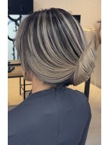 サロウィン 下北沢(SALOWIN)&nbsp;ナチュラルベージュのシャドールーツ