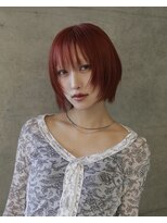 オーオシカシカスペース(OOO YY Space) レイヤーショート/ハッシュカット/ハッシュショート/赤髪