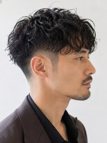 サーカス バイ ビュートリアム 青山(CIRCUS by BEAUTRIUM)&nbsp;大人メンズ刈り上げパーマスペインカール