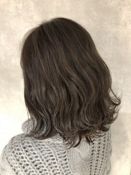 アンククロス 表参道(ANKH CROSS) 【ミディアム】ハイライトグレージュ