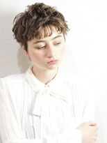 ヴォロンテ(volonte)&nbsp;ベリーショート/束感ショート/グレージュカラー/クール/30代