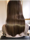 プラチナミネコラストレート