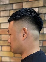 バーバーリング メソッド(BARBERING METHOD)&nbsp;ハイフェード×クロップstyle