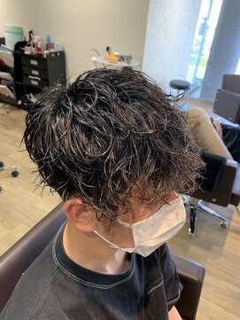 エヌプラス(N+) 束感/ツイストスパイラルパーマ/ツーブロックマッシュ