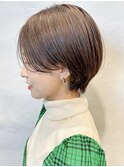 暗髪カラー×束感ショート×小顔立体カット