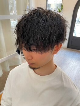 アロハ(ALoha)の写真/ツイスパMIXパーマ+カット¥7700★自宅でのお手入れ簡単♪2,3回目も同じ料金!メンズにおすすめ!