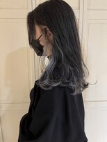 レイア(Leia)&nbsp;イヤリングカラーホワイトグレー