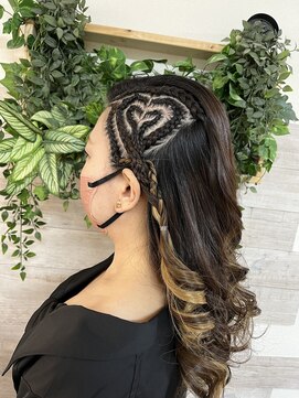 ロカット サロン(Roquat Salon) コーンロウハートアレンジ【ヘアセット/立川/立川南/浴衣】