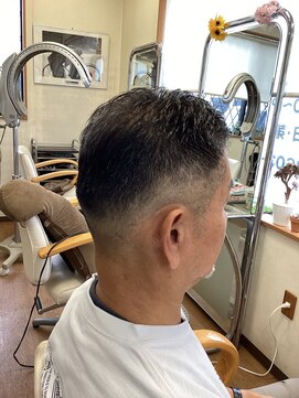 アクティブ(Active) ミドルフェードカット