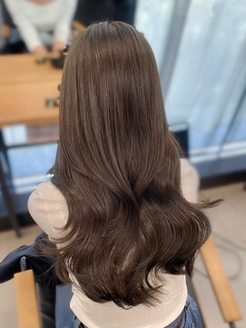 アリュウル 表参道(ALLURE) ブリーチなしwカラーでつくる明るめオリーブグレージュ◯ 伊藤