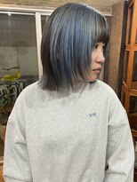 ジェスター(JESTER) 〈atsuno〉ブルーとブラックのコントラストカラー
