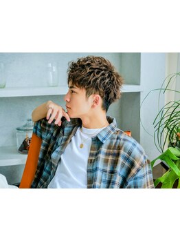 【デザインカット\4400】平日土曜21時迄営業！貴方に合わせたカットと絶妙な束感が好感度UP【横浜/横浜駅】