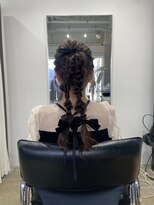 ヘアメイク ルカ(HAIR MAKE LUKA)&nbsp;編みおろしポニー