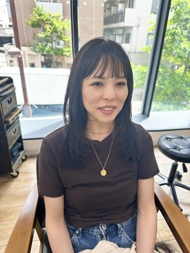 ネオリーブ クーロ(Neolive curro) レイヤーミディアム×前髪縮毛矯正