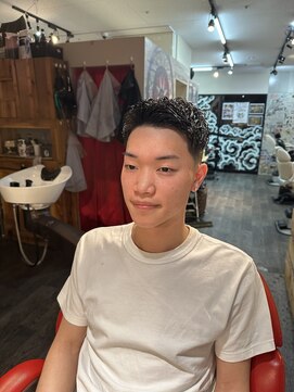サンアンドマーリィズバーバー 駅前店(SON&MARLEY'S BAR BER) 濡れパン/フェード/本厚木/ガチスタイル/