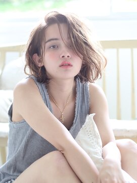 ネオリーブウリ 二子玉川店(Neolive uri) 《Uri/二子玉川》ラフウエーブ×大人ミディ