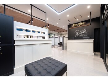 HAIR＆MAKE EARTH　仙台荒井店