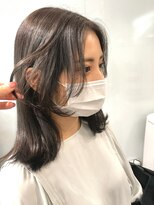 ラブクロムトーキョー オモテサンドウ(LOVECHROME OMOTESANDO)&nbsp;カーキブラウンメルティカラー☆あざとおくれ毛のくびれヘア