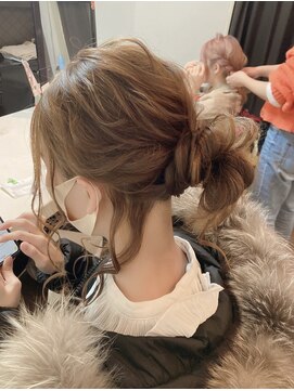 アールイー(Re:) ざっくりゆるお団子スタイル