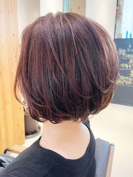 タイズ(ties) 20代30代40代前下がりストレートラベンダーナチュラルボブ