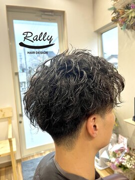 ラリー(Rally) ツーブロック、ツイストスパイラルパーマ