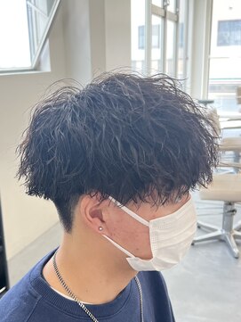 バース バイ ハピネス(BIRTH by happiness) ツイストスパイラルパーマツイストパーマメンズマッシュパーマ