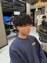 アイズ 海老名(AIZU) プードルパーマ 緩めスパイラルパーマ メンズカット 眉毛