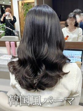アミー 銀座(Ammy) 韓国風パーマ/コテ巻き風パーマ/レイヤーカット