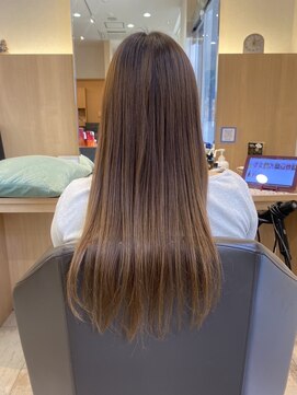 ウイバイファースト(u'i by first) ふんわりウェーブスタイル