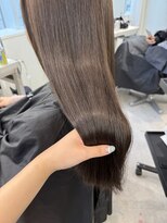 ユーフォリア 渋谷グランデ(Euphoria SHIBUYA GRANDE) アッシュグレージュ 赤み消し AKARI