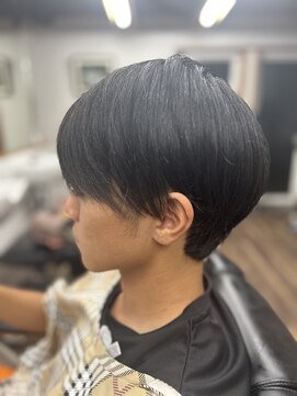 山田理容 高校生カット