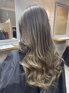 ブルー(BLUE.) バレイヤージュ