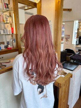 ギャラクシー ヘアードレッサーズ(galaxy hairdressers) ブリーチ１回ピンクカラー