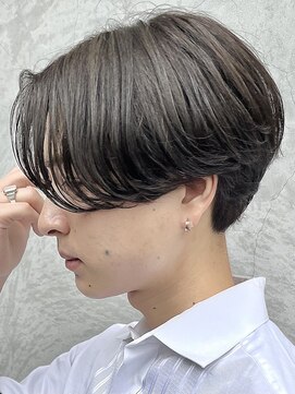 フィフス トウキョウ (fifth TOKYO) 渋谷ニュアンスパーマメンズカットフェザーパーマセンターパート