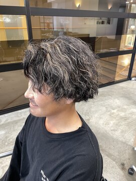 メゾン(MAISON) ハイライト×縦落ちスパイラル