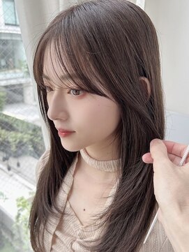 【ほお骨隠し】人気の小顔前髪シースルーバング顔周りカット