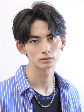 アーリー(Ali'i) フェザーショートリバースセンターパート韓国ヘア