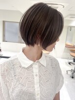 アマレット(Amaretto)&nbsp;【脱・絶壁】どこから見ても綺麗なフォルムの小顔ショートボブ