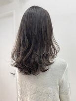 ジエクト ヴィシア(The Ect VIXIA)&nbsp;シアグレージュ　レイヤーカット　透明感カラー　ロングレイヤー