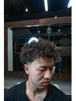 タフ バーバーショップ(TOUGH BARBER SHOP) スパイキーアフロ