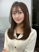 ヴィヴィー 福岡天神店(VIVIE) オリーブブラウン/ミディアムレイヤー