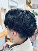 王様のイス&nbsp;メンズ　ツイストスパイラルパーマ