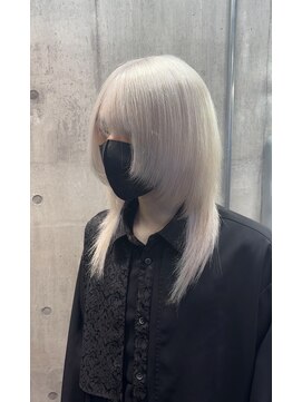 アールイーバイインク 渋谷(Re. by INK.) ホワイトカラー