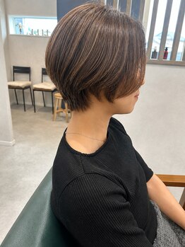 リル(LILL)の写真/大人の髪を、もっと美しく。 「なんか素敵」が続く、大人女性のためのサロン。