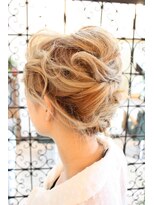 アージュ(Arju)&nbsp;ショートアップスタイル♪